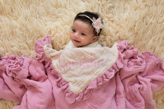 Two Sided Blankets, Organic Wrinkle Muslin 8 Layer with Ruffles